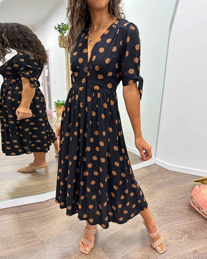 Monique | Chic design, comfortable fit, perfect for any occasion