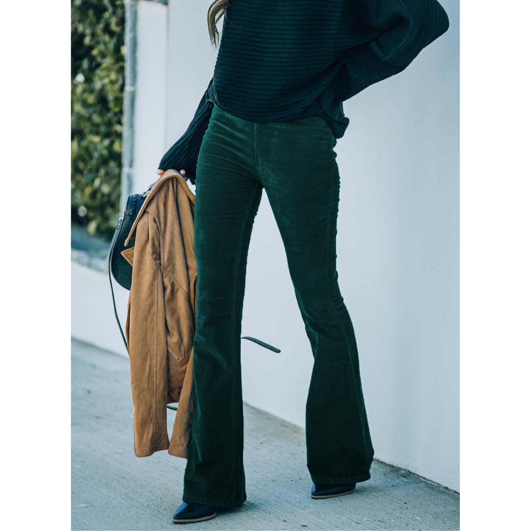 Chloe | Stylish corduroy flare pants for effortless elegance