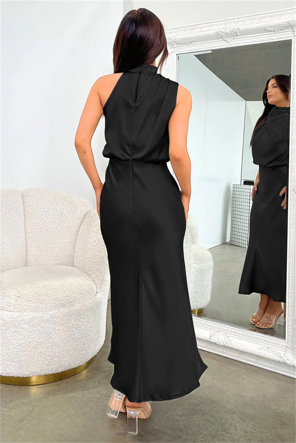 Valeria™ | Elegant Halter Neck Long Dress for Any Occasion