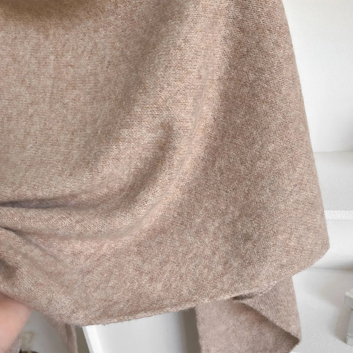 Rose™ | Cozy autumn scarf for warmth and style