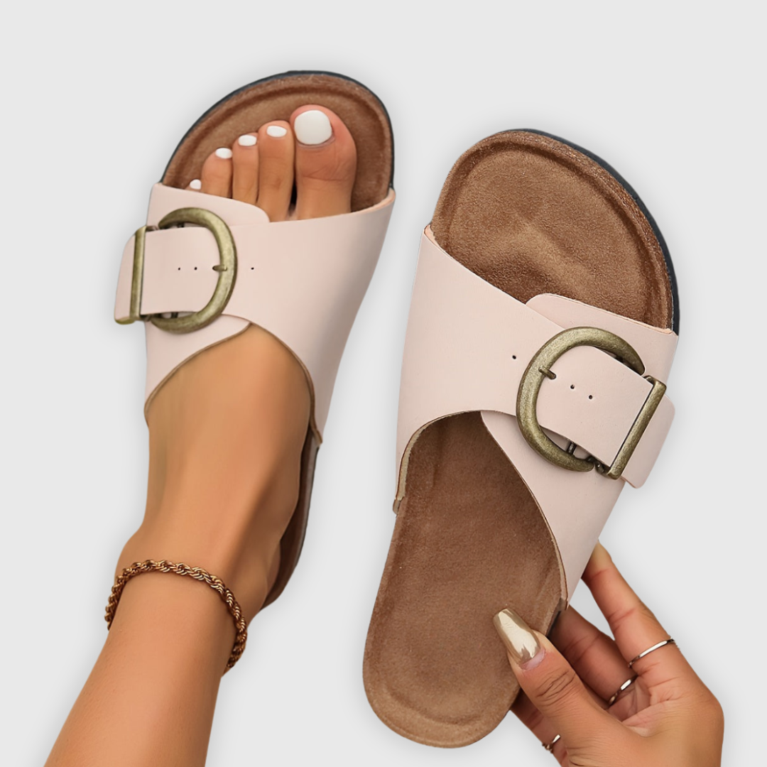 Ilaria™ | Ergonomic support, cushioned comfort, stylish design