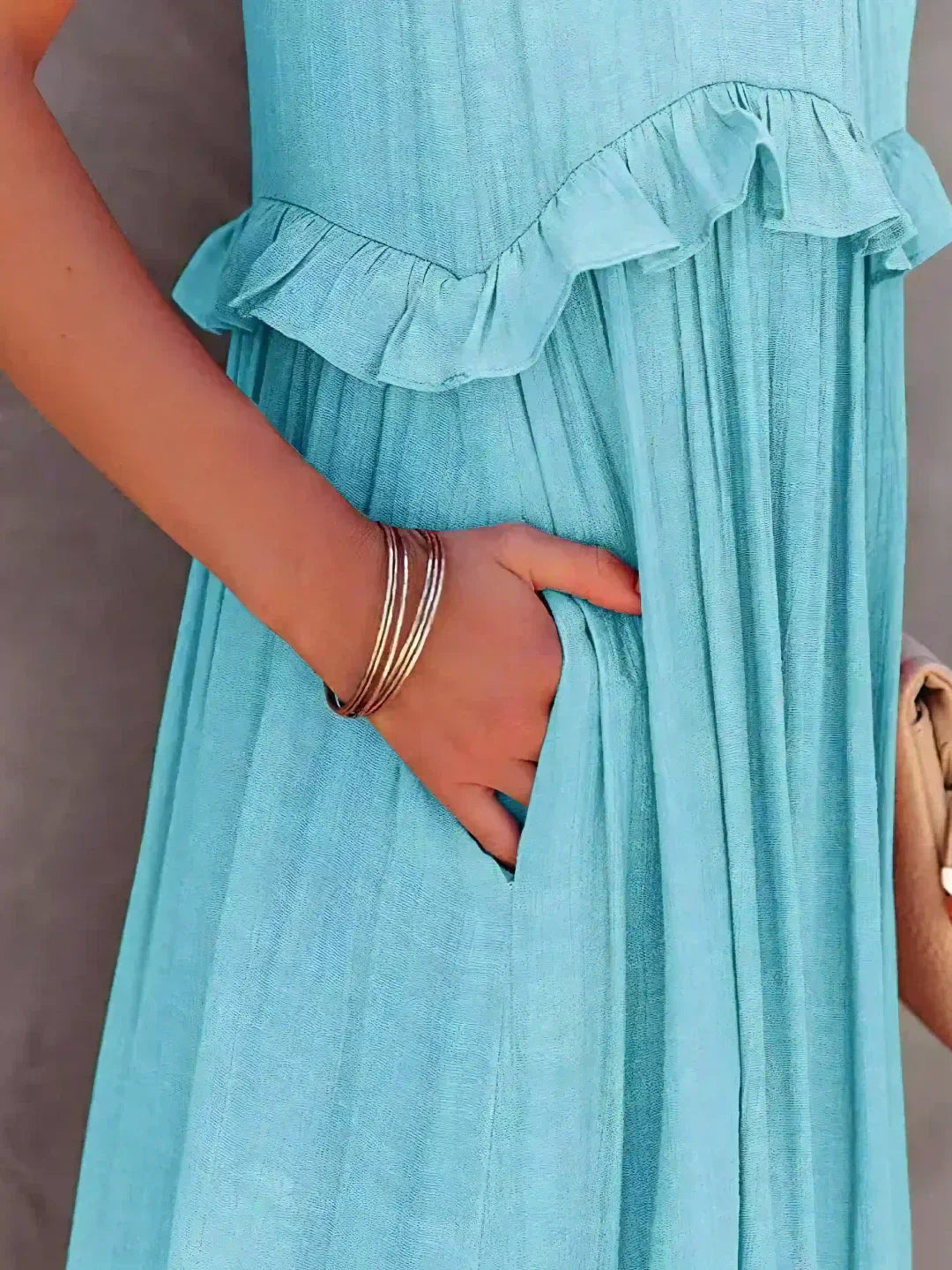 Sarah | Elegant Halter Maxi Dress with Ruffles, Perfect for Summer