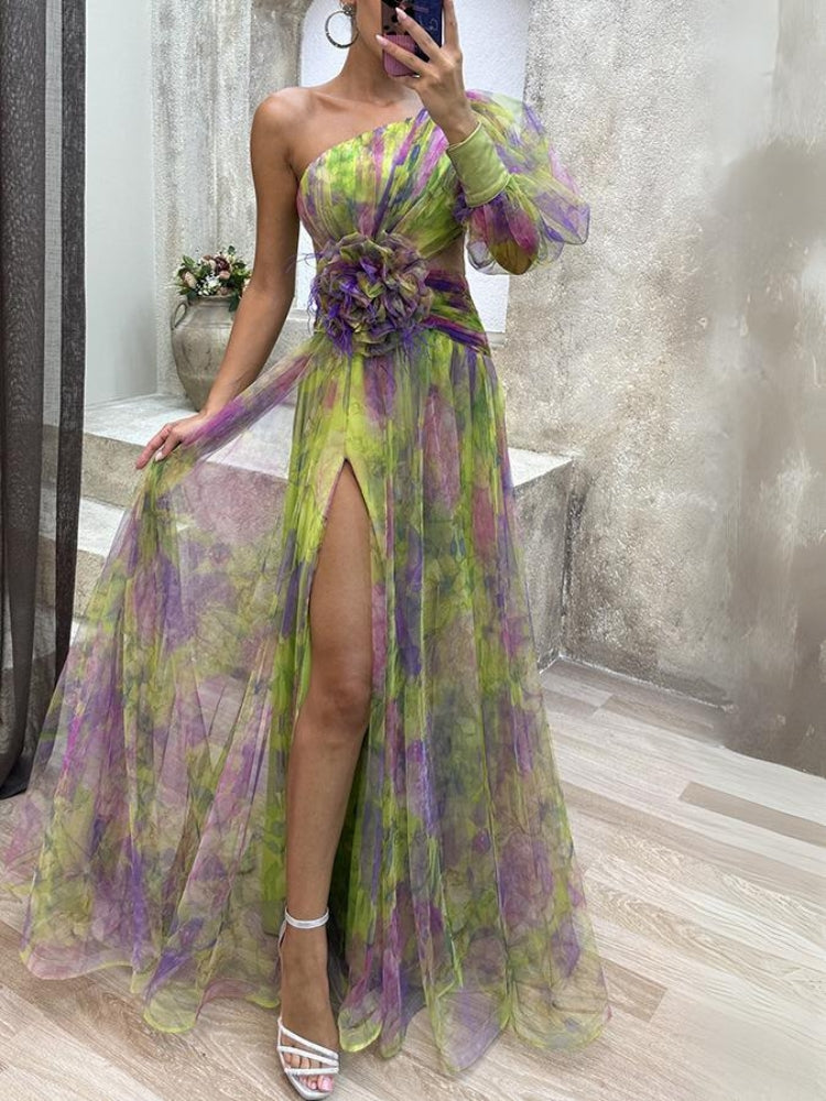 Kayla | Elegant asymmetrical design, floral print, comfortable fit
