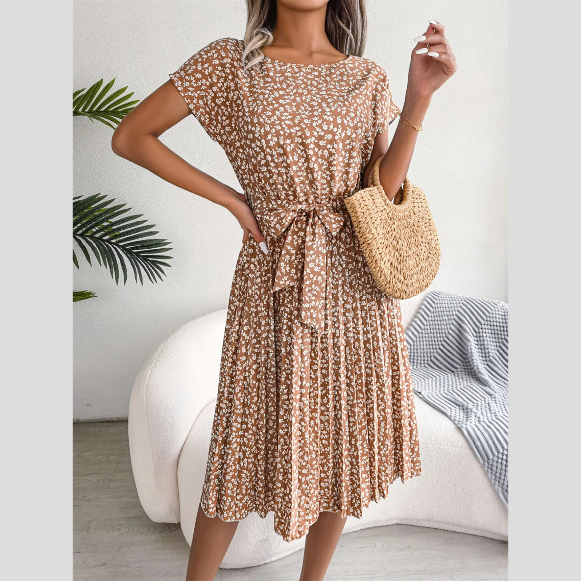 ALESSIA™ | Chic design, perfect fit, versatile style, timeless elegance