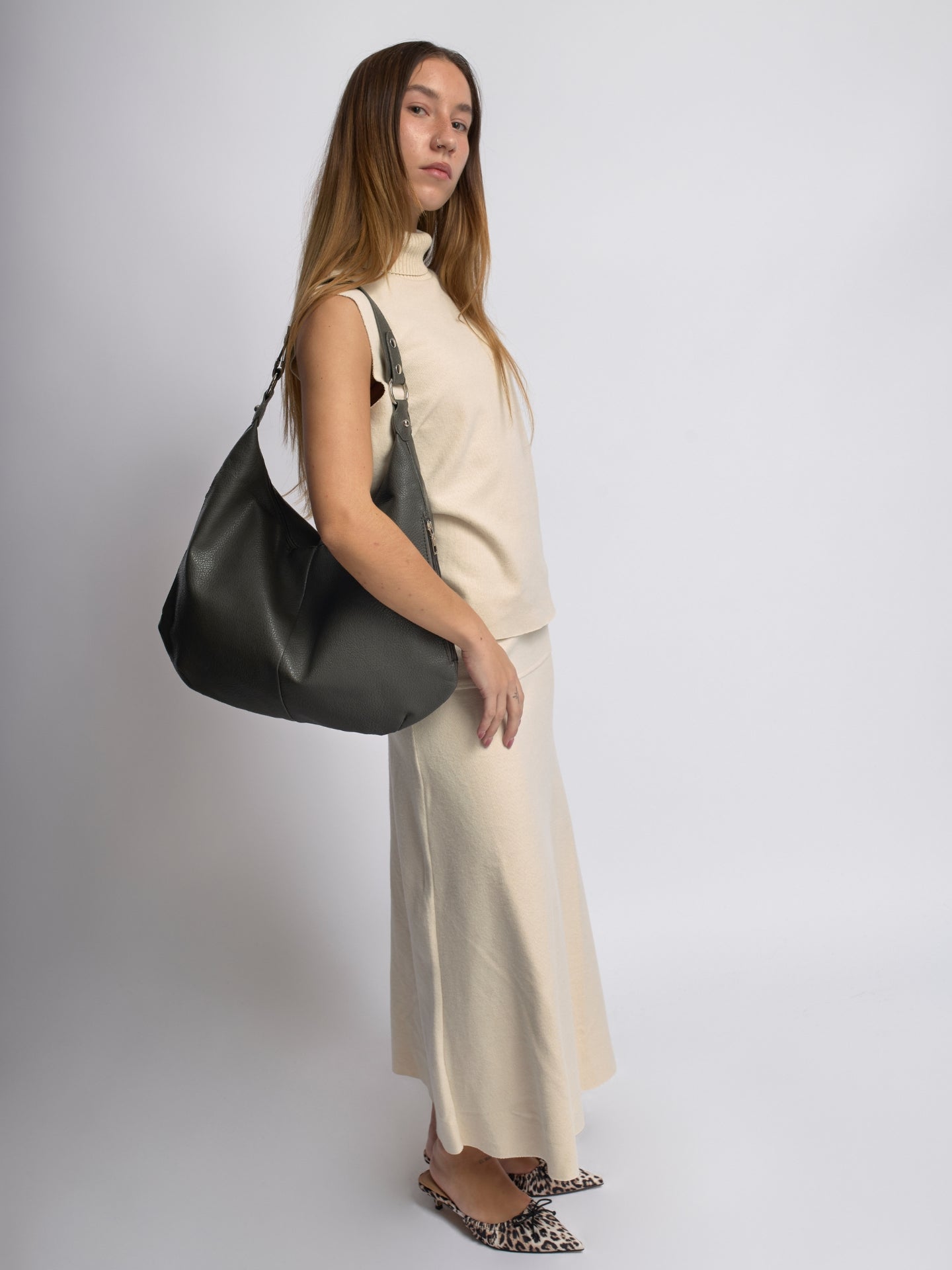 Kaia | Sleek Leather Bag 