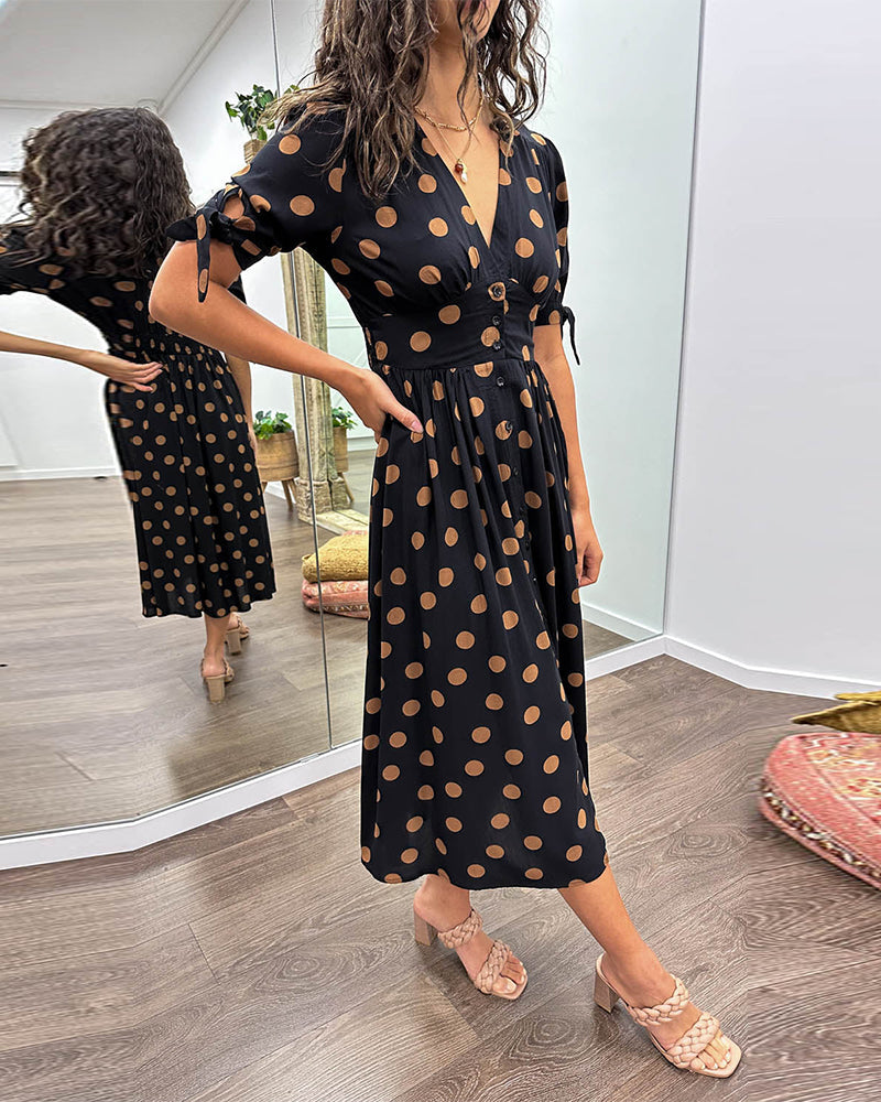 Monique | Chic design, comfortable fit, perfect for any occasion