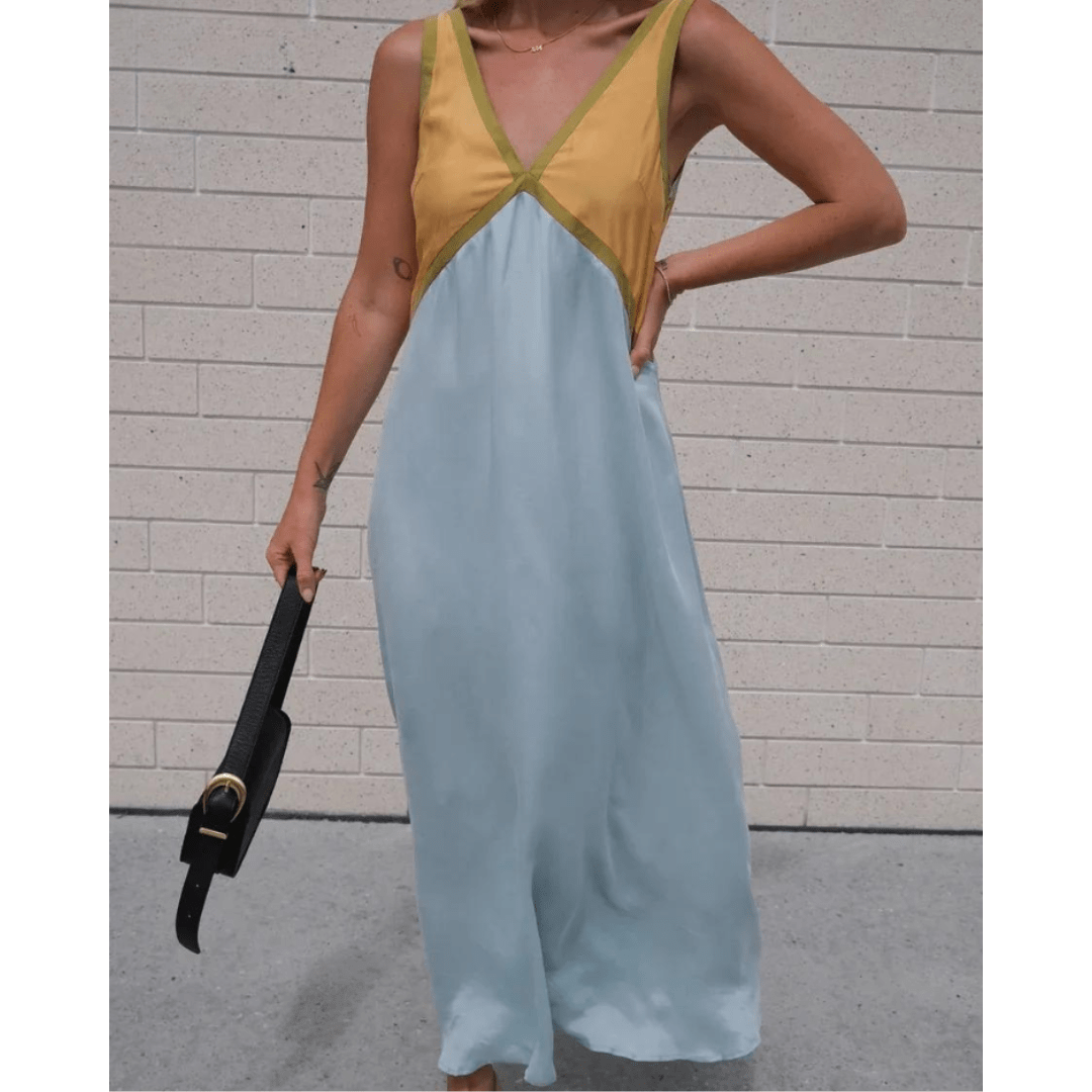 RENATA | Elegant V-Neck Dress for Any Occasion