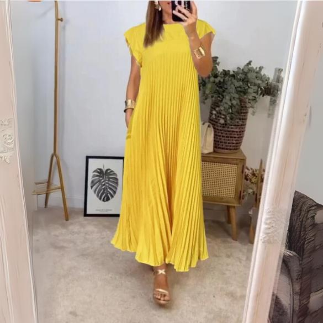 Seline® | Breezy, Stylish, and Comfortable Pleated Dress