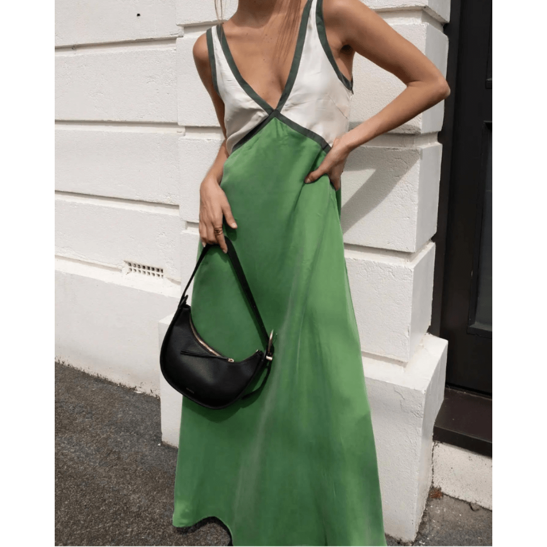 RENATA | Elegant V-Neck Dress for Any Occasion