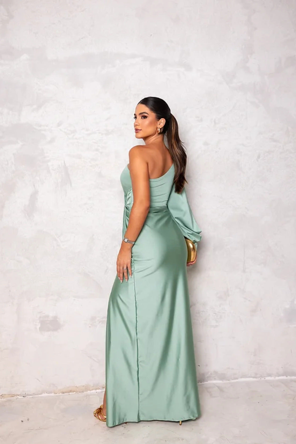 Eliana | Timeless style, perfect for any occasion