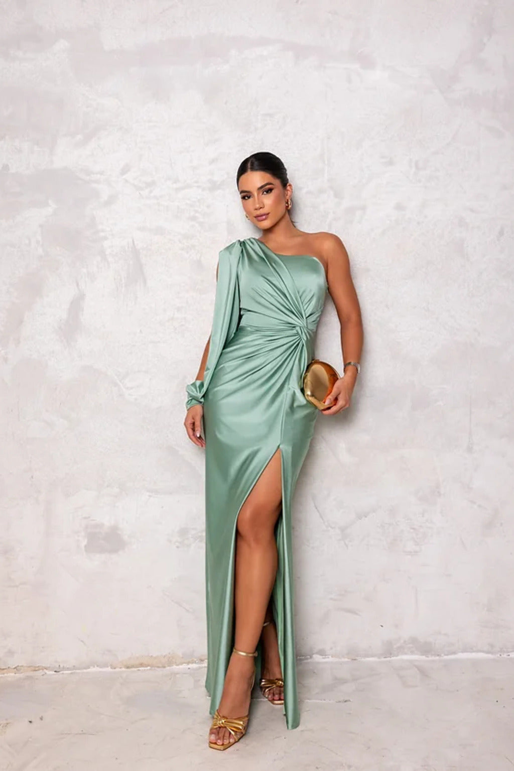 Eliana | Timeless style, perfect for any occasion