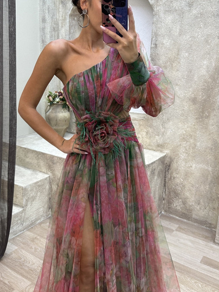 Kayla | Elegant asymmetrical design, floral print, comfortable fit