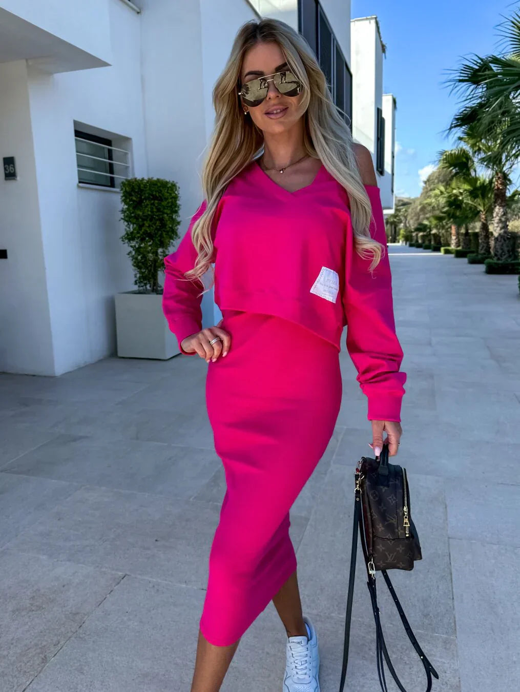 Laurine | Versatile dress and sweatshirt for everyday comfort