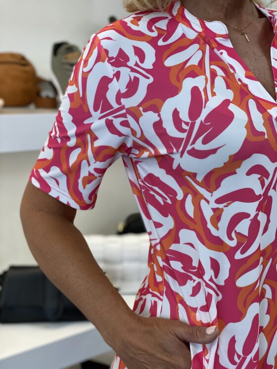 Eleonora™ | Elegant V-neck Dress for Effortless Style