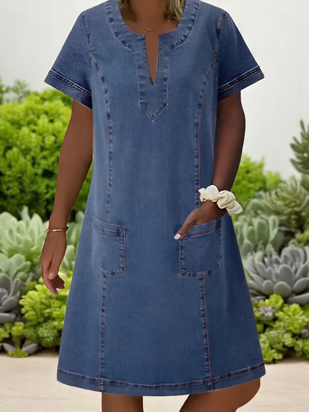 Julia | Comfortable Denim Dress with Front Pockets