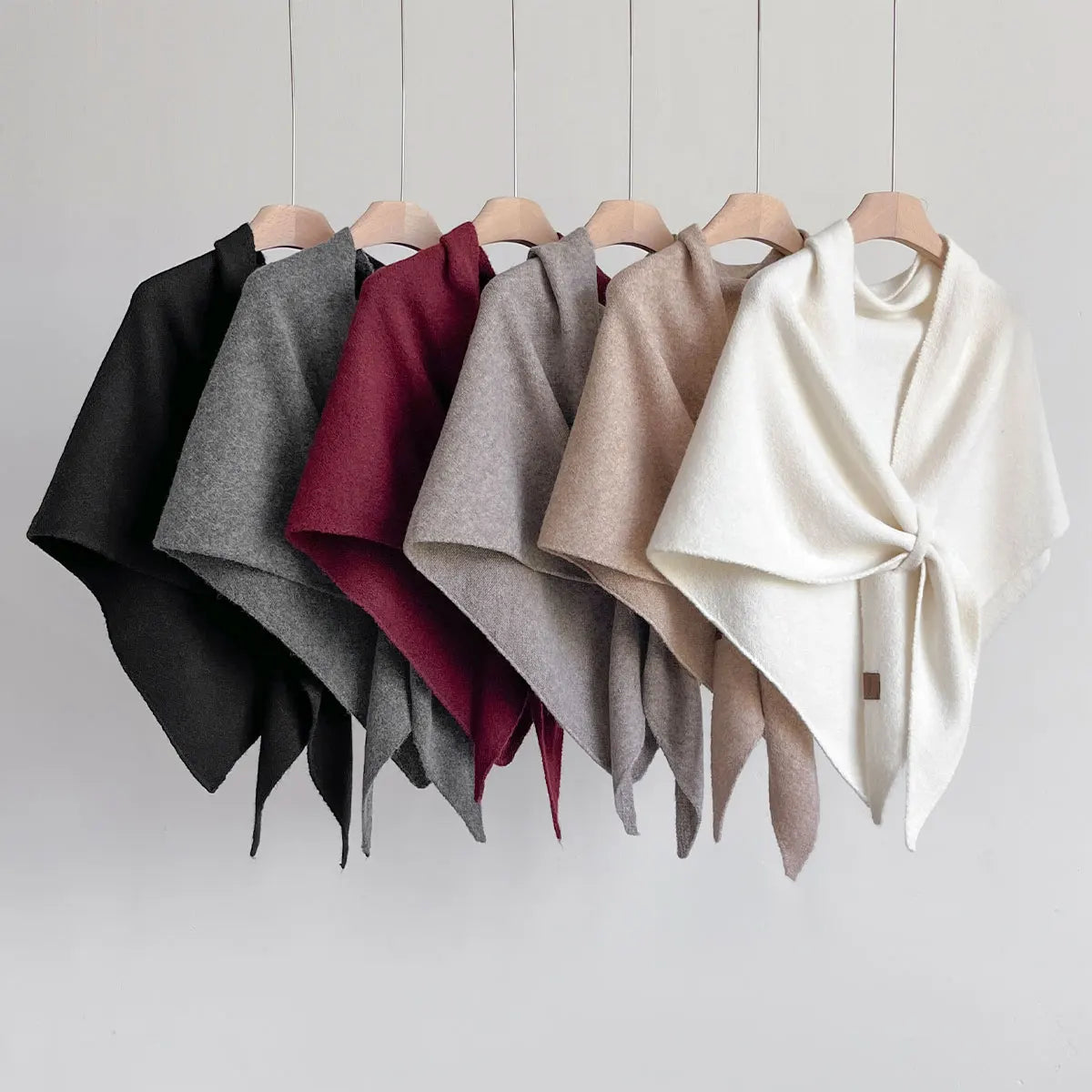 Rose™ | Cozy autumn scarf for warmth and style
