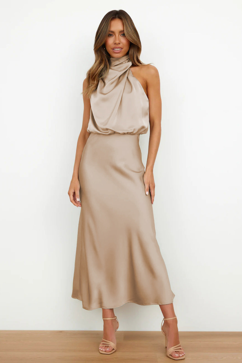 Valeria™ | Elegant Halter Neck Long Dress for Any Occasion