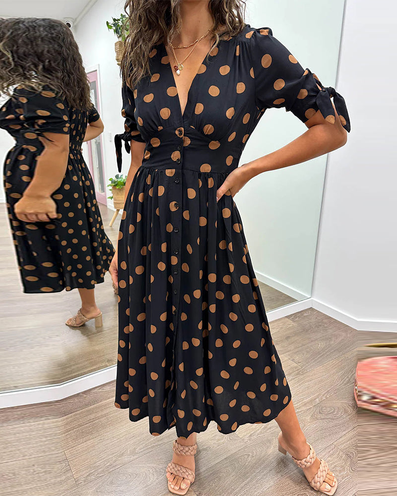 Monique | Chic design, comfortable fit, perfect for any occasion