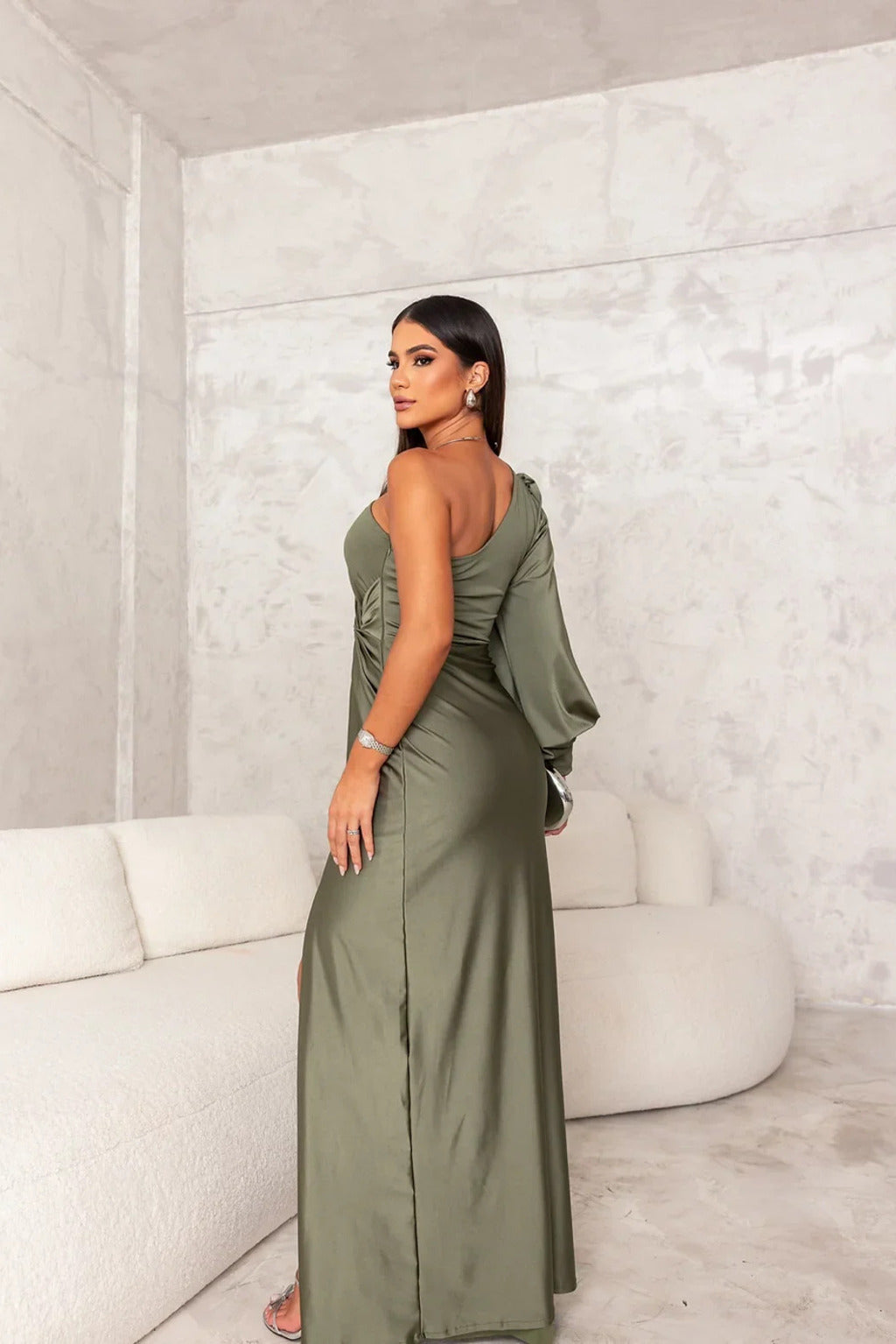 Eliana | Timeless style, perfect for any occasion